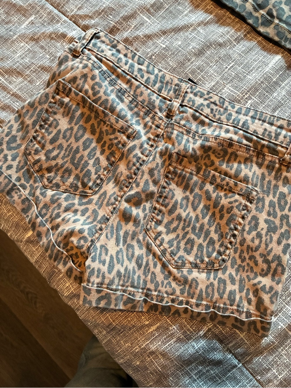 Forever 21 Leopard Print Denim Shorts - Tan & Black